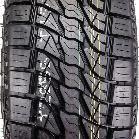 235/70R16 LION SPORT AT 106T